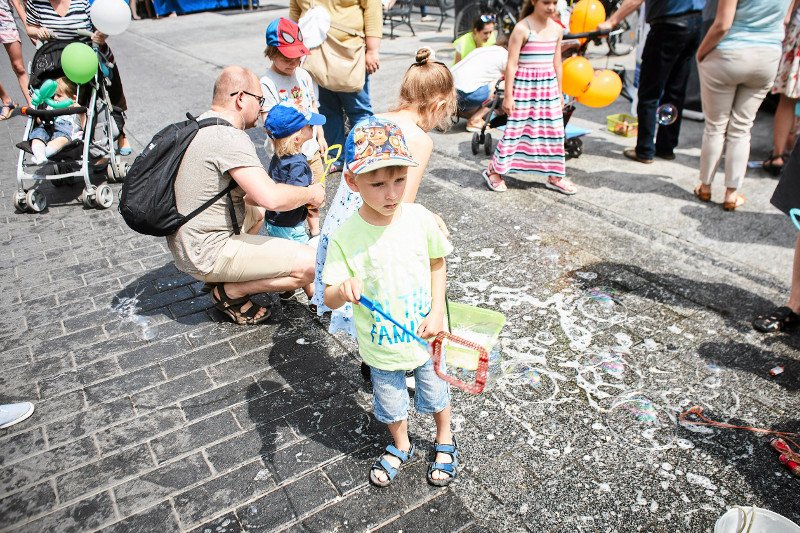 Dzień Dziecka odbywa się w Polsce 1 czerwca.