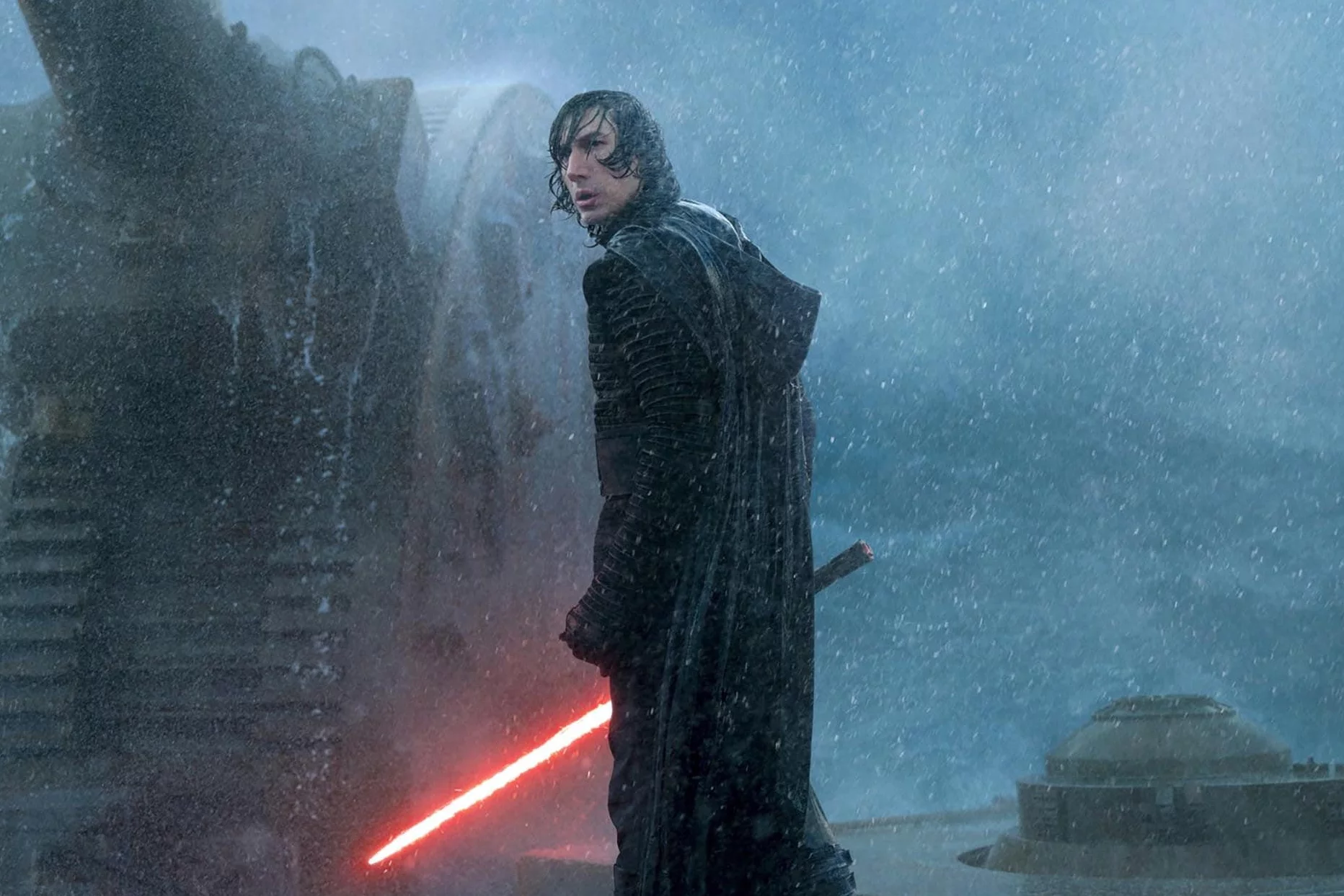 Adam Driver jako Kylo Ren w "Skywalker. Odrodzenie".