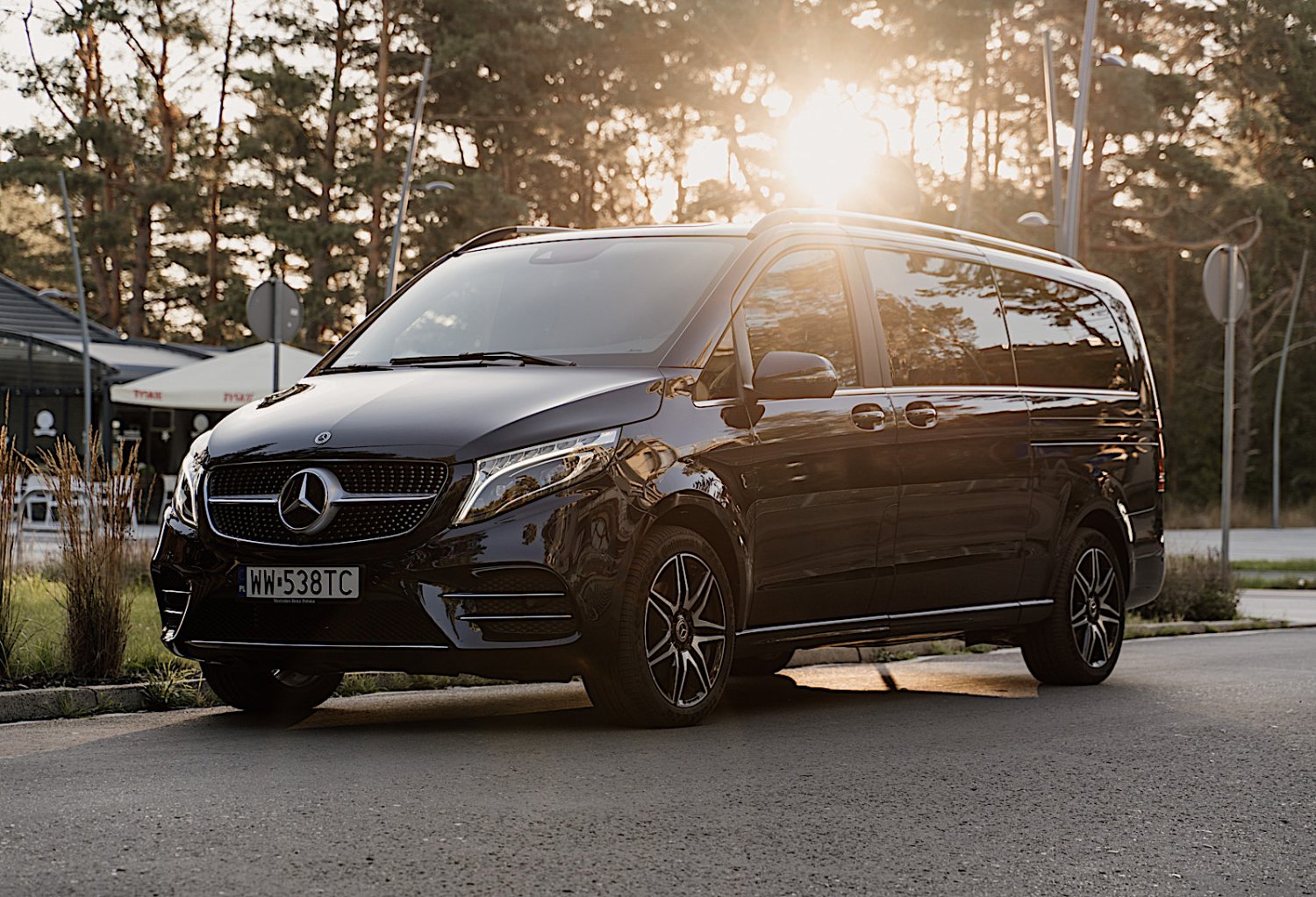 Mercedes klasy V zapewnia komfortową podróż.