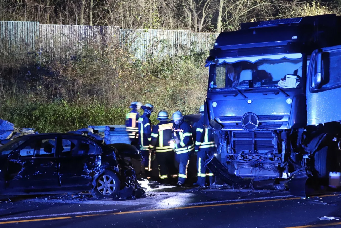 Katastrofa na autostradzie w Niemczech. W kabinie Polaka znaleziono narkotyki.