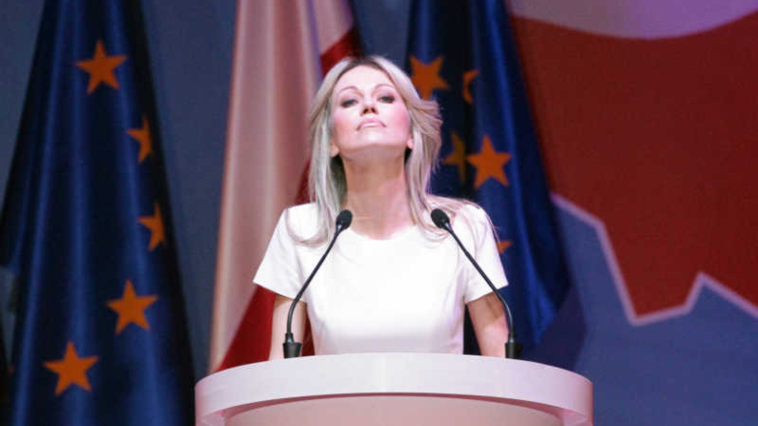 Magdalena Ogórek w sprawach Rosji mówi, jakby cofnęła się do PRL-u.