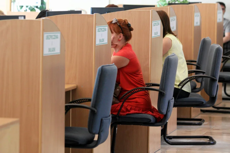 ZUS uznał 65-letnią kobietę za nieżyjącą, choć ta nie umarła.