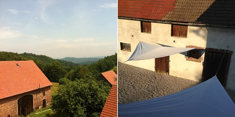 Gdy pogoda nie płata figli, życie przenosi się na podwórze, gdzie oprócz długiej ławy, rozłożone są w cieniu leszczyny leżaki. Cudowny brak miasta.