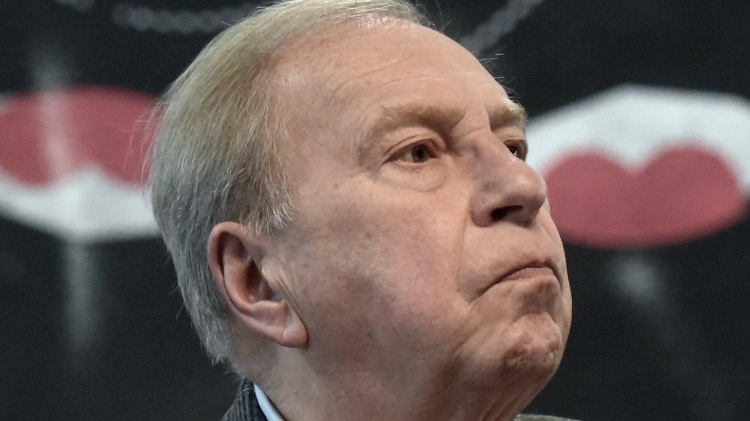 Aktor Jerzy Stuhr stanie przed sądem