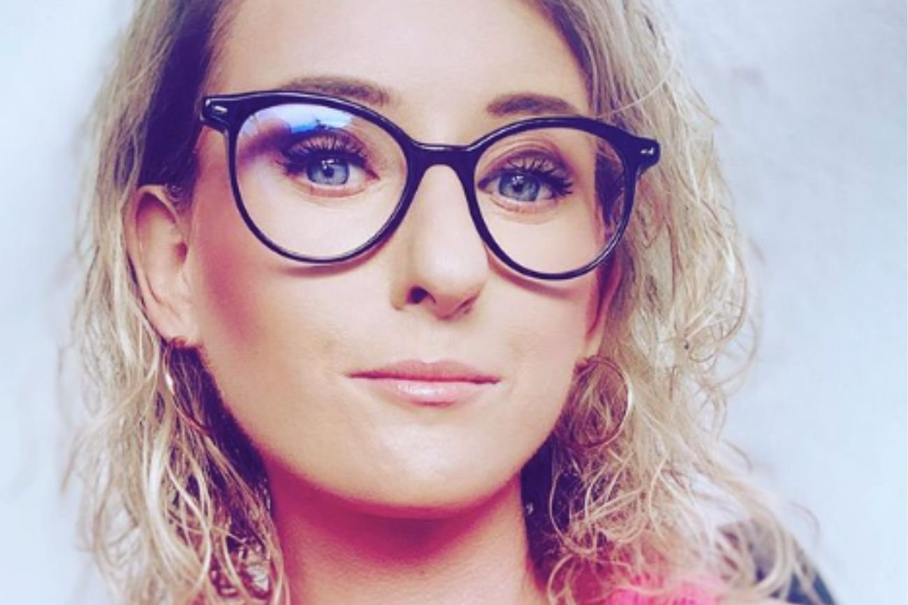 Anna Derewienko, komentatorka w programie "Jedziemy" Michała Rachonia.