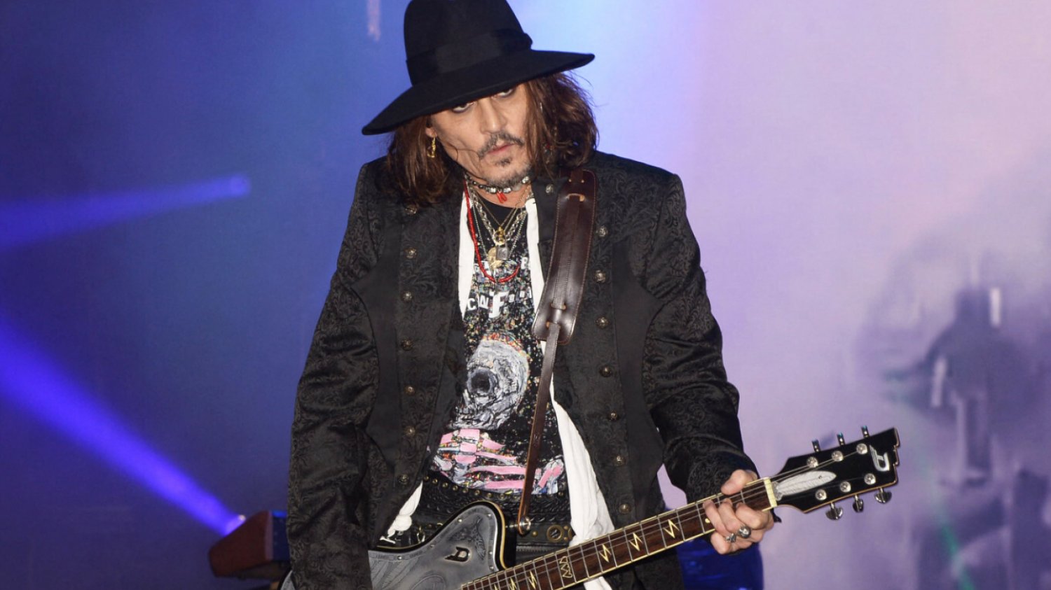Hollywood Vampires odwołali koncerty. Johnny Depp miał stracić przytomność