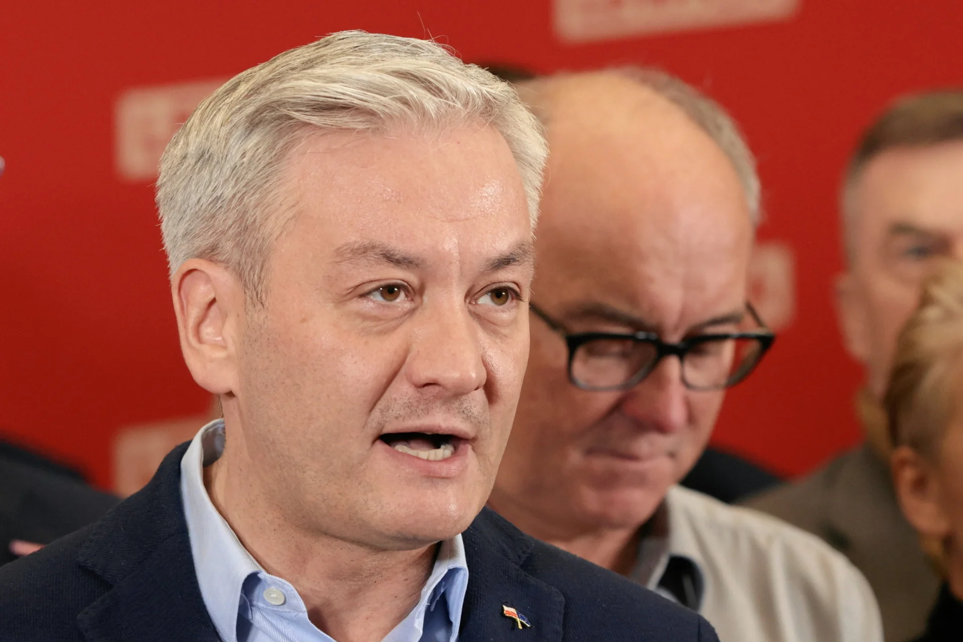 Robert Biedroń się tłumaczy. Chodzi o skandaliczny wpis ws. wizyty Nawrockiego w USA