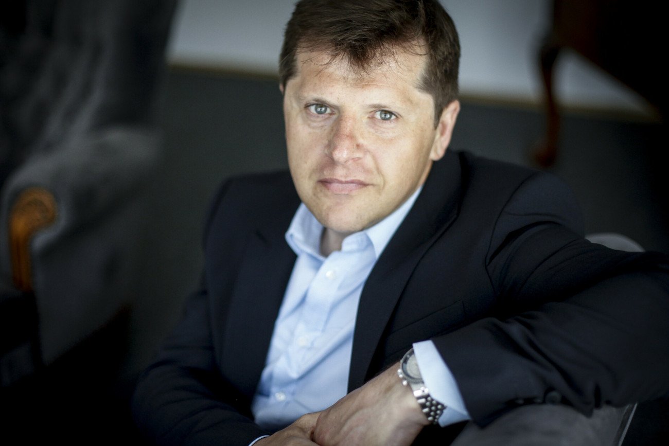 Cezary Kucharski powoli, ale wraca do zdrowia po poważnych problemach zdrowotnych w połowie lutego.