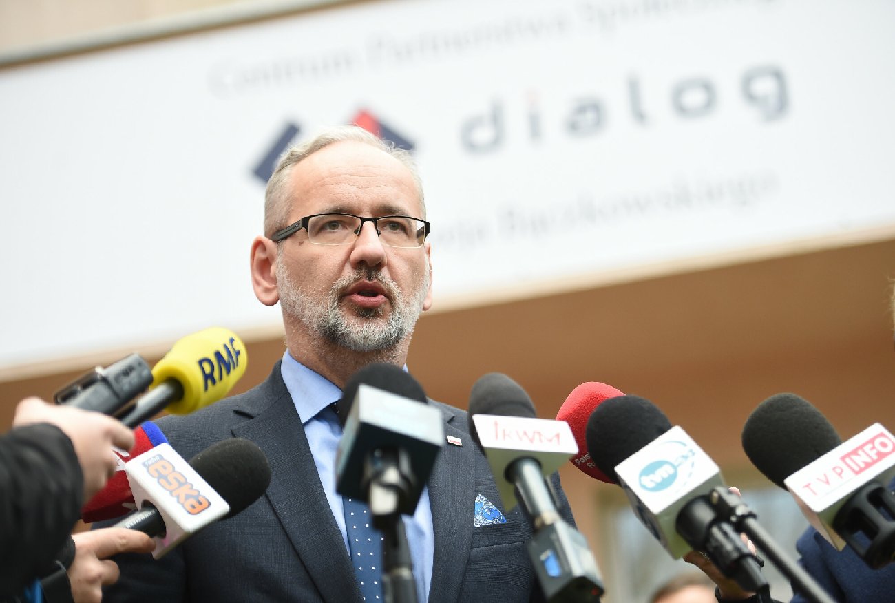 Adam Niedzielski idzie na rękę niezaszczepionym