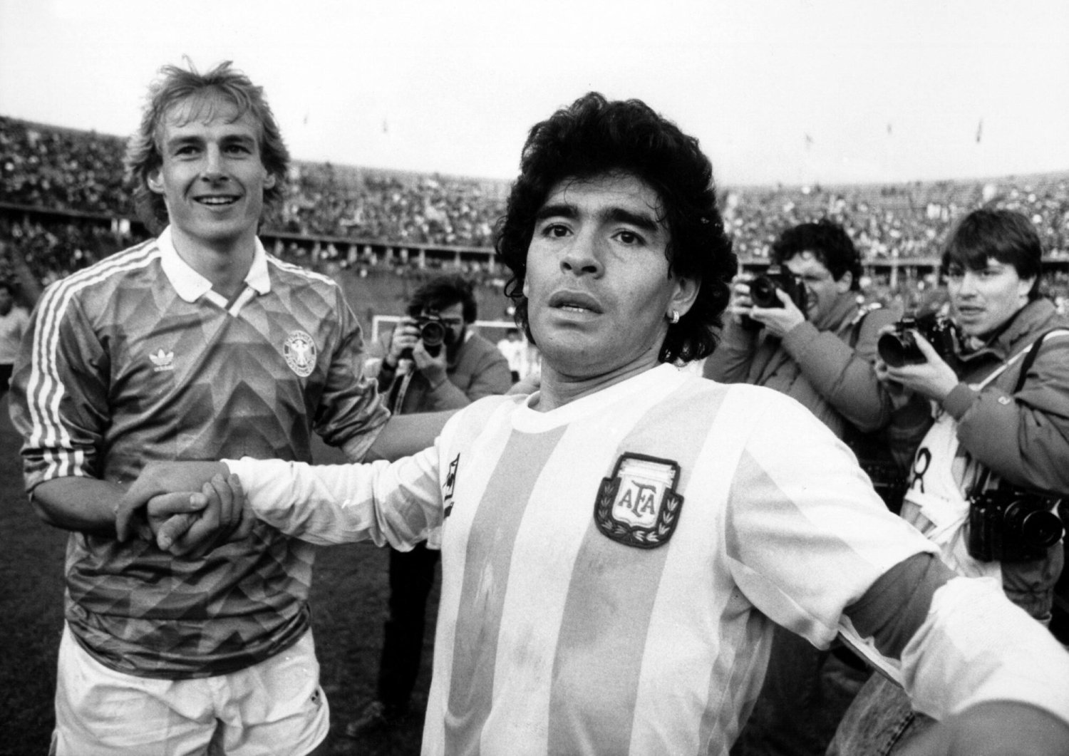 Świat sportu pożegnał m.in. Diego Maradonę, który zmarł 25 listopada 2020 roku