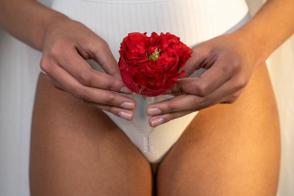 Życie zgodne z cyklem menstruacyjnym to life changer – przekonuje aktywistka menstruacyjna Natalia Miłuńska