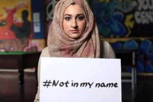 #notinmyname  pokazuje, że Muzułmanie odcinają się od ataków terrorystycznych w Paryżu. Ale czy to wystarczy?