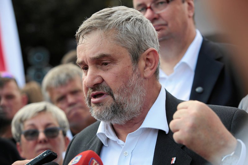 Minister rolnictwa Jan Krzysztof Ardanowski ostro nazwał protestujących rolników.  Stwierdził "pustkę intelektualną".