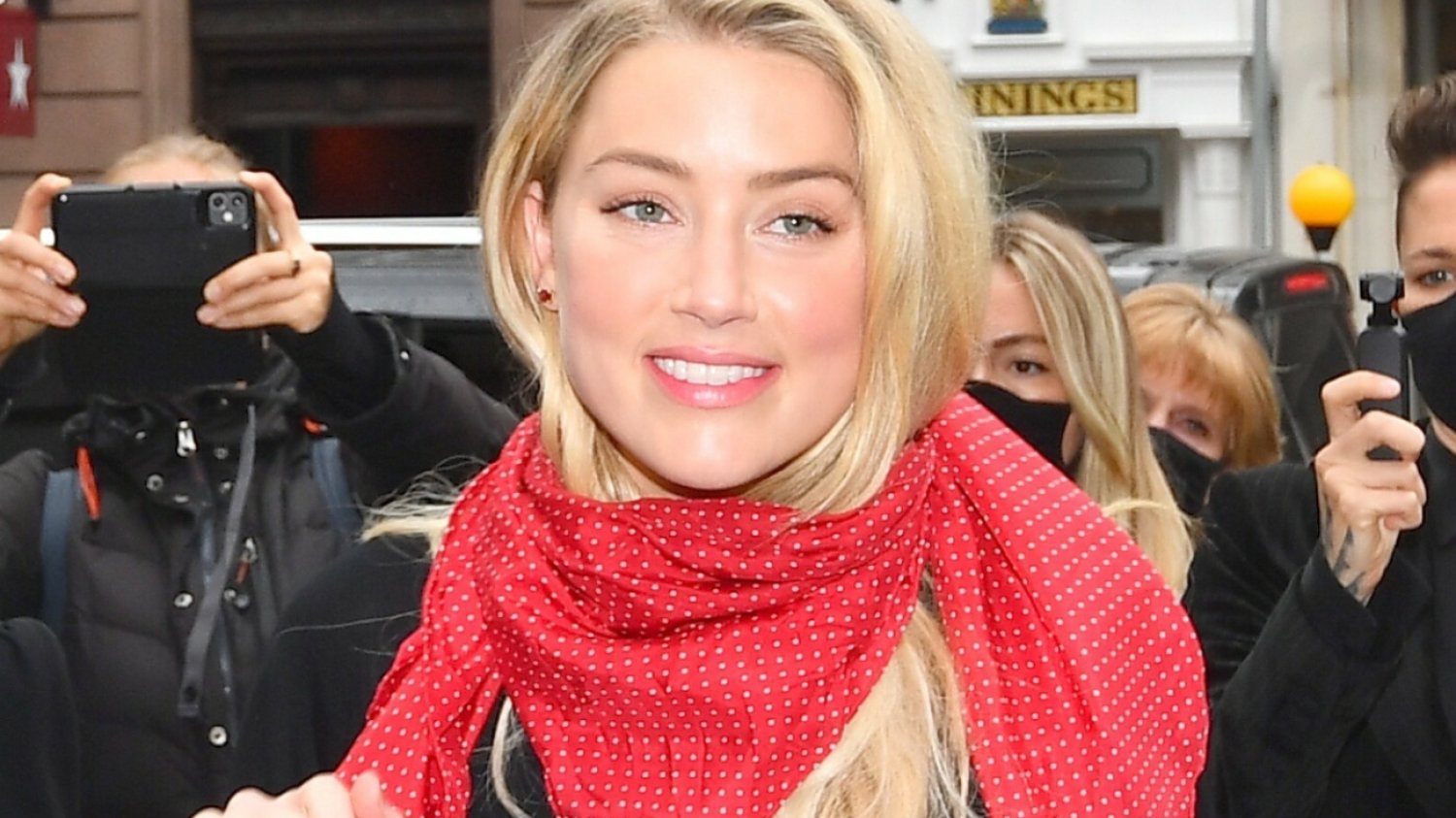 Amber Heard podzieliła się z fanami dobrą nowiną. Ma "podwójne" szczęście Amber Heard urodziła bliźnięta. Tak była żona Deppa przekazała dobrą nowinę