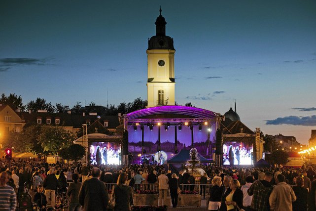 Grupa obcokrajowców zaatakowała Polaków w Białymstoku.