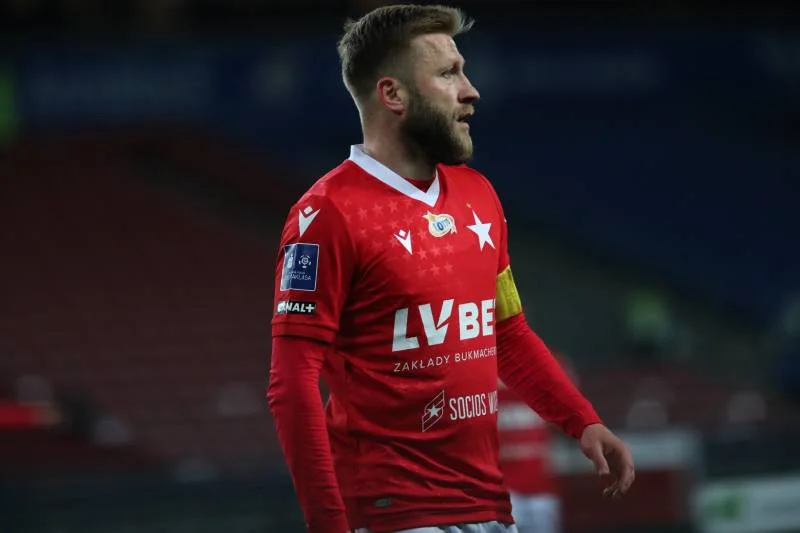 Błaszczykowski nadal jest zawodnikiem Wisły Kraków. Duda odznaczy Błaszczykowskiego Orderem Odrodzenia Polski.