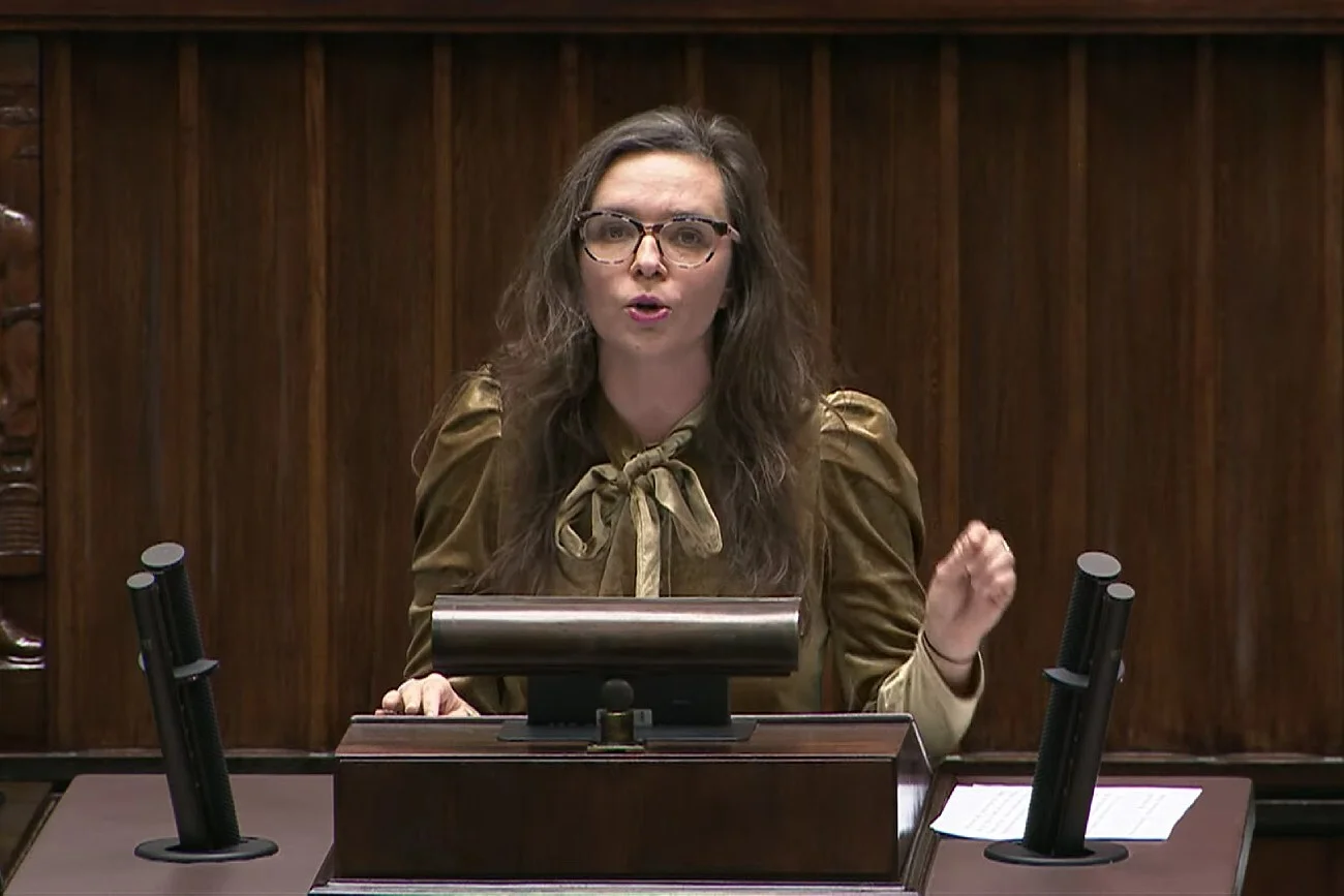 Klaudia Jachira w Sejmie. Zaczęła od słów o "szeregowym pośle Kaczyńskim".