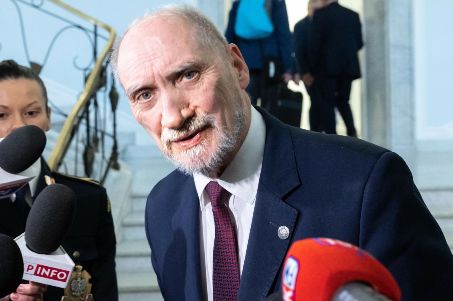 Antoni Macierewicz połączył katastrofę smoleńską z wojną w Ukrainie.