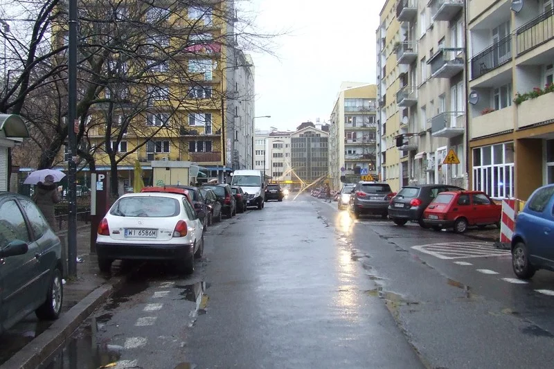 Na tym odcinku mieszkańcy nie mogą parkować swoje samochody