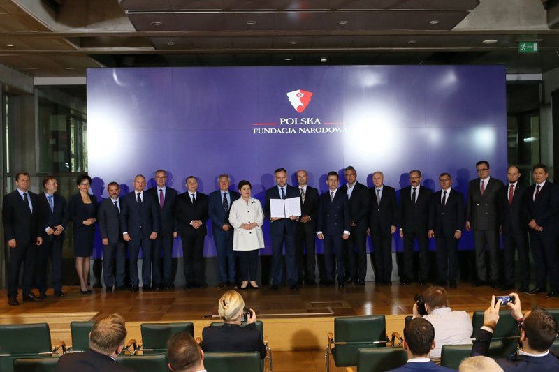 Polska Fundacja Narodowa odpowiada za akcję "Sprawiedliwe Sądy". Teraz z powodu kontrowersji dojdzie w niej do zmian.