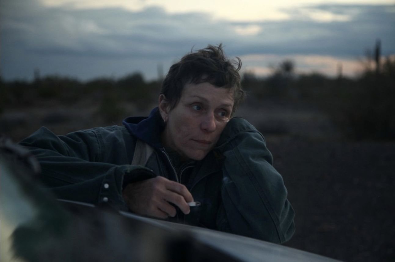 "Nomadland" podwójnie nagrodzony Złotym Globem. Gdzie i kiedy obejrzeć film?