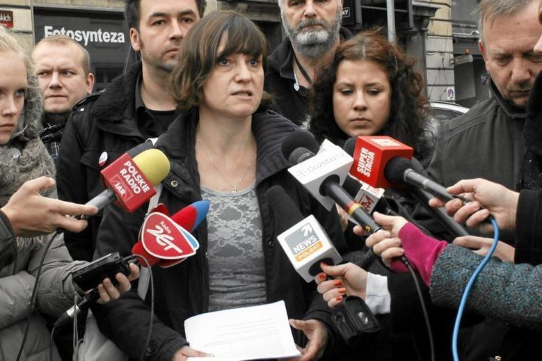 Prezes stowarzyszenia "Solidarni 2010" Ewa Stankiewicz jest przekonana, że przy wynikach wyborów samorządowych w Warszawie mieszało WSI.