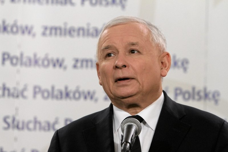 PiS zapowiedziało we wtorek program zerowego podatku PIT dla młodych.