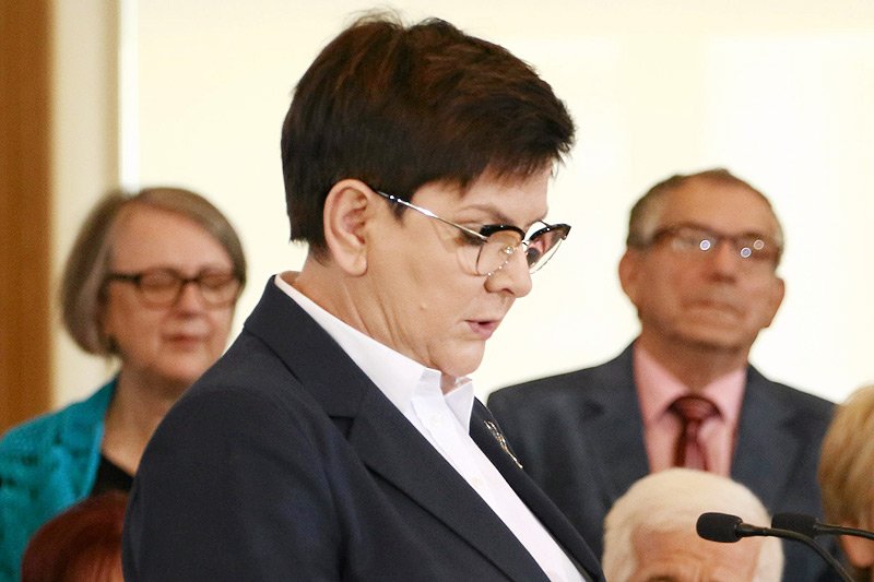 Gdyby PiS traktowano jak niegdyś PO, premier Beata Szydło musiałaby martwić się kolejną aferą związaną z kampanią "Sprawiedliwe sądy".