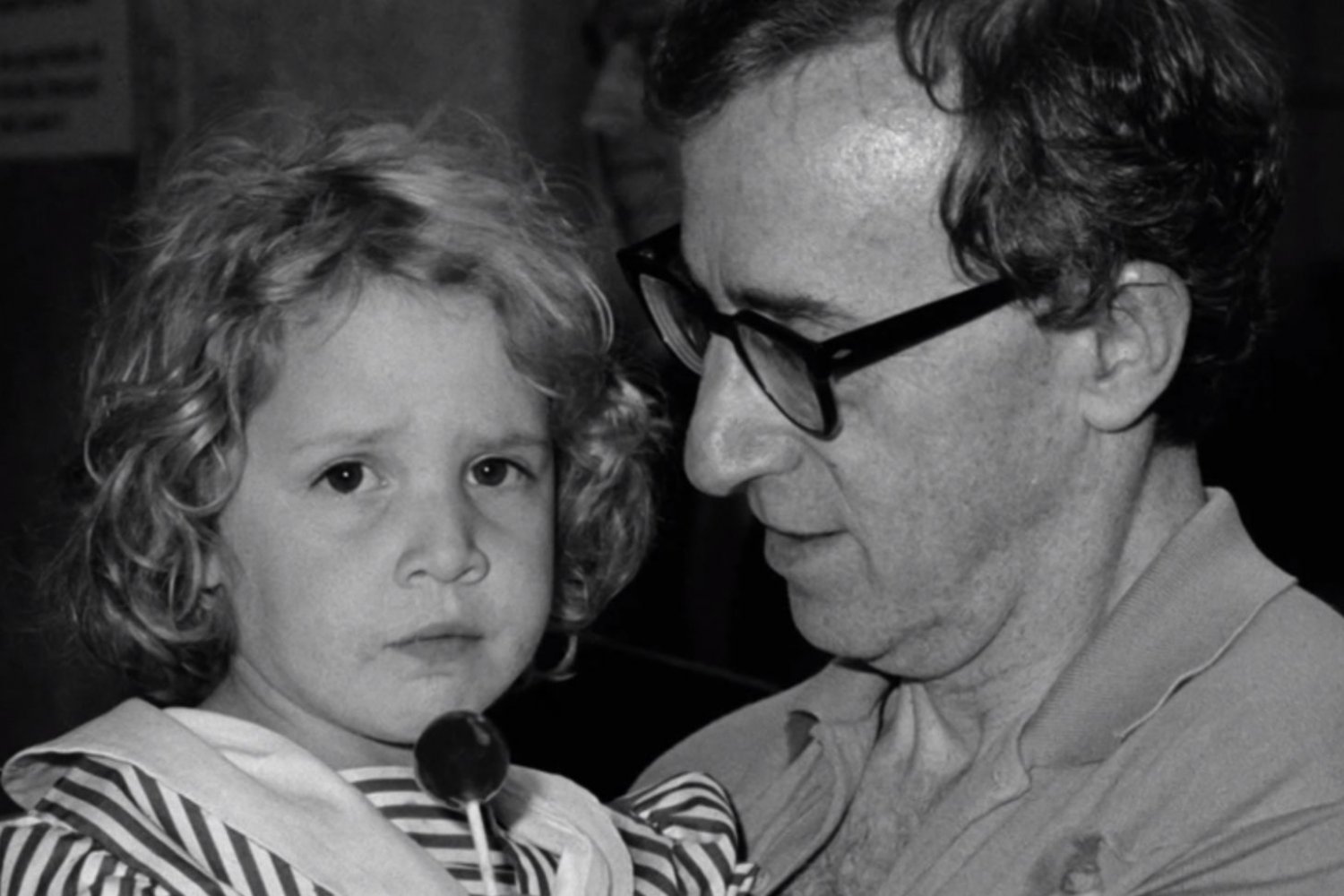 Dylan jest adoptowaną córką Woody'ego Allena