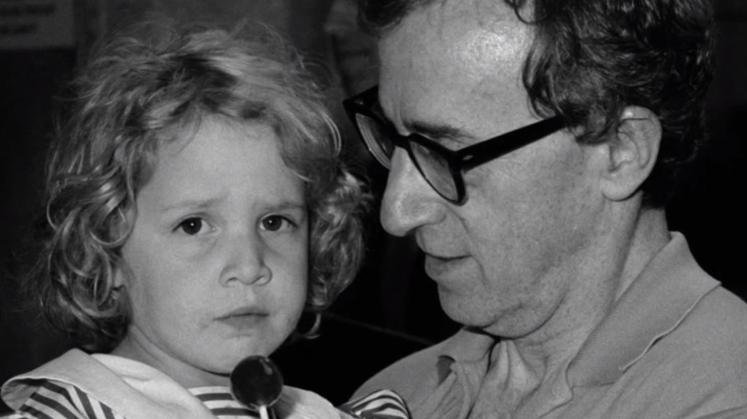 Dylan jest adoptowaną córką Woody'ego Allena