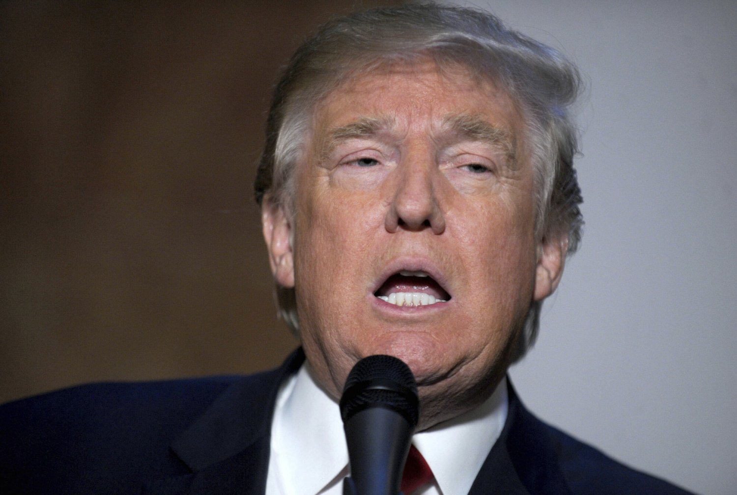 Donald Trump ogłosił, że przedstawiono mu zarzuty ws. przetrzymywania niejawnych dokumentów.