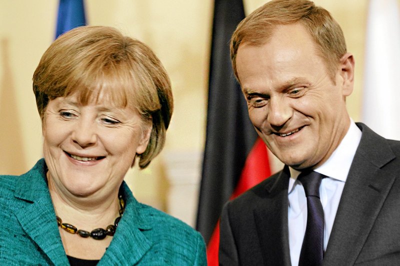 Alternatywa dla Niemiec wspólnie z Prawem i Sprawiedliwością spróbuje w PE osłabić europejską pozycję Angeli Merkel i Donalda Tuska.
