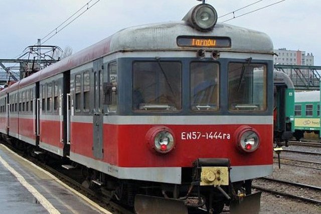 Pociąg Przewozów regionalnych kosztuje 1 230 000 zł