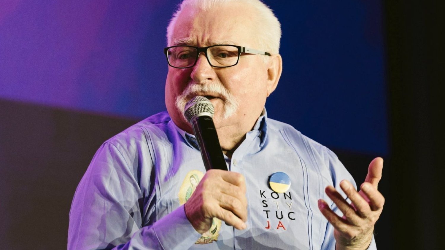 Lech Wałęsa z mocnym apelem do rządu Tuska. "Po odcięciu narodowi głowy w Katyniu". Lech Wałęsa komentuje wynik wyborów. Padły ostre słowa: "Hańba uzasadniona".