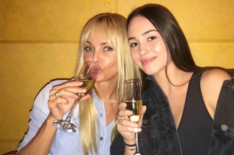 Izabella Scorupco z córką Julią