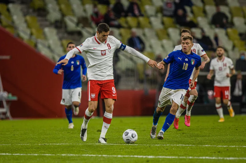 Robert Lewandowski nie znalazł wczoraj drogi do włoskiej bramki. Liga Narodów: Polska-Włochy 0:0. Wszystkie drużyny z szansami na awans.