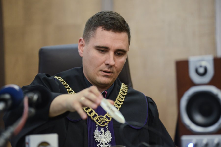 Sędzia Radosław Tukaj podczas rozprawy w trybie wyborczym ws. słów, które wypowiedział premier Mateusz Morawiecki na spotkaniu z mieszkańcami w Świebodzinie.