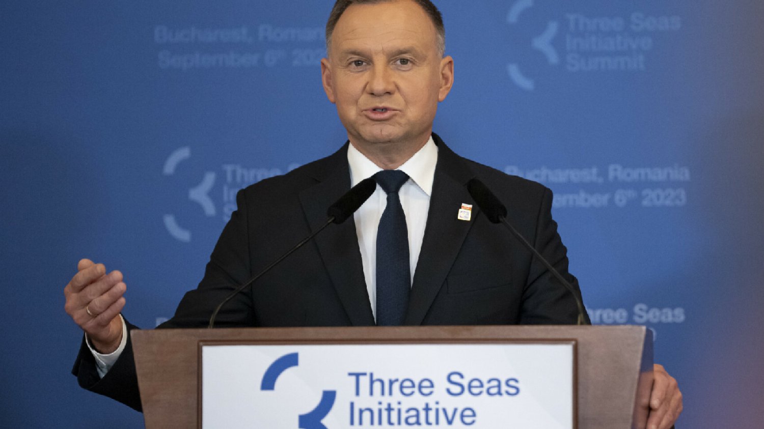 Andrzej Duda wychwalał "alkomat na koronawirusa". Sprawę bada ABW.