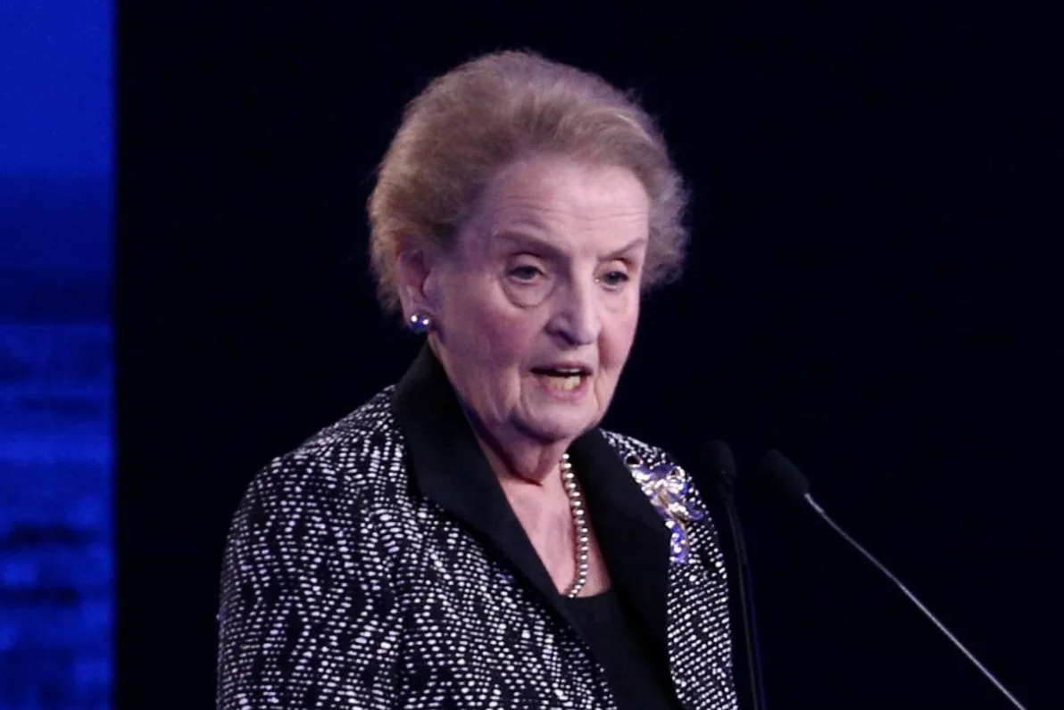 Madeleine Albright krytycznie ocenia Jarosława Kaczyńskiego i kierowaną przez niego partię.