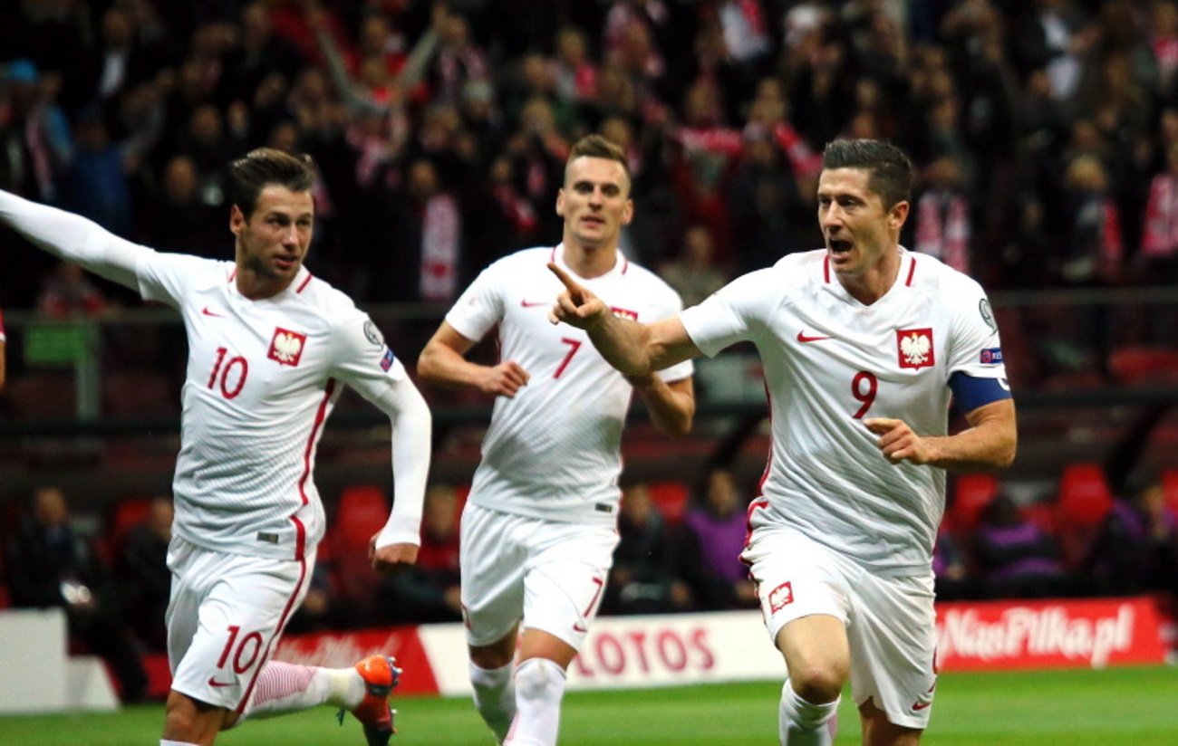 Robert Lewandowski i Wojciech Szczęsny mecz z Rosją rozpoczną na ławce dla rezerwowych