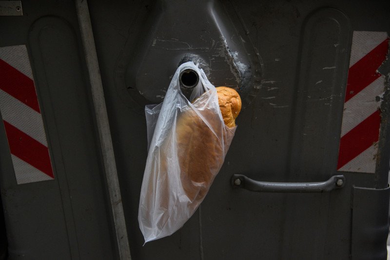 To częsty widok na polskich śmietnikach