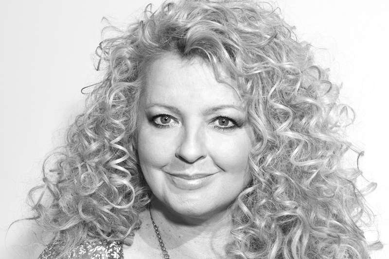 Magda Gessler uważa, że medialna "awantura" po słowach o "wąchaniu kelnerów pod pachami" jest absurdalna.