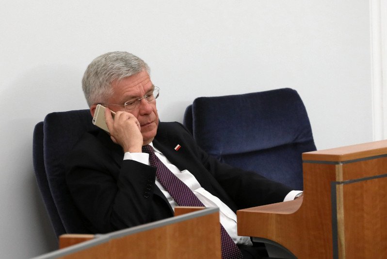 Stanisław Karczewski, zdaniem byłego polityka PiS, ma dostatnie życie.