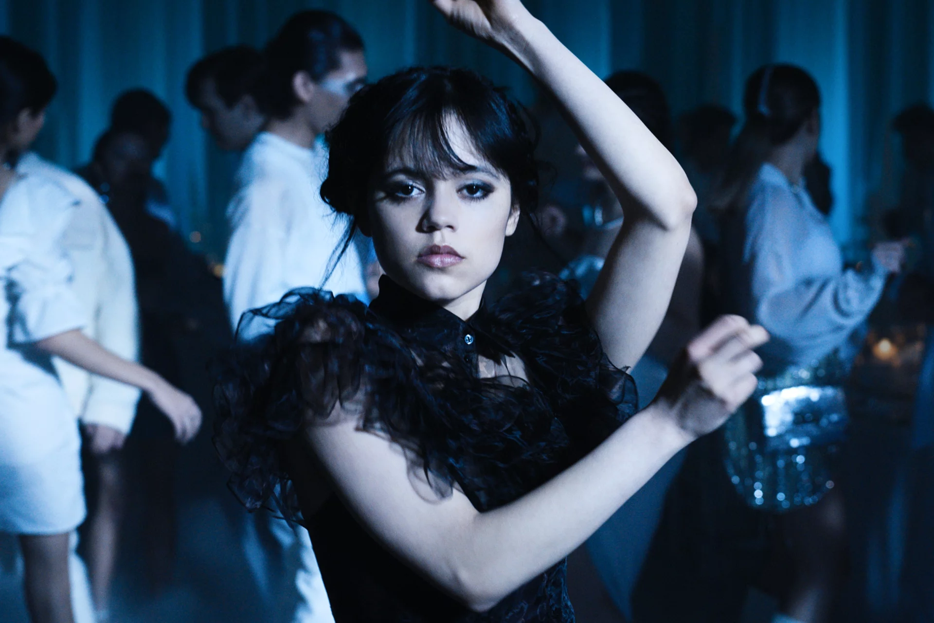 Jenna Ortega jako Wednesday Addams w serialu "Wednesday".
