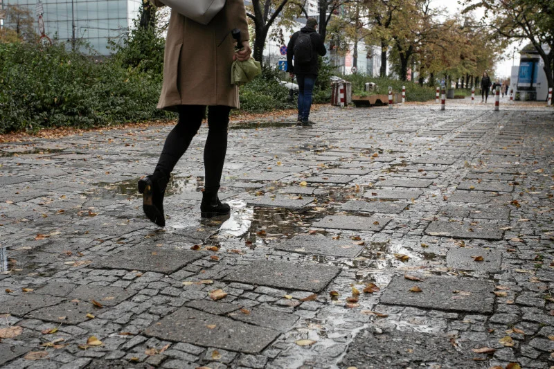 W tygodniu będzie kilka dni z opadami deszczu.