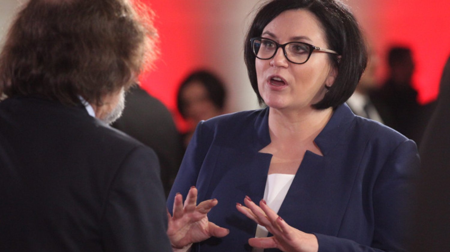 Małgorzata Sadurska ma wpływowych sojuszników.
