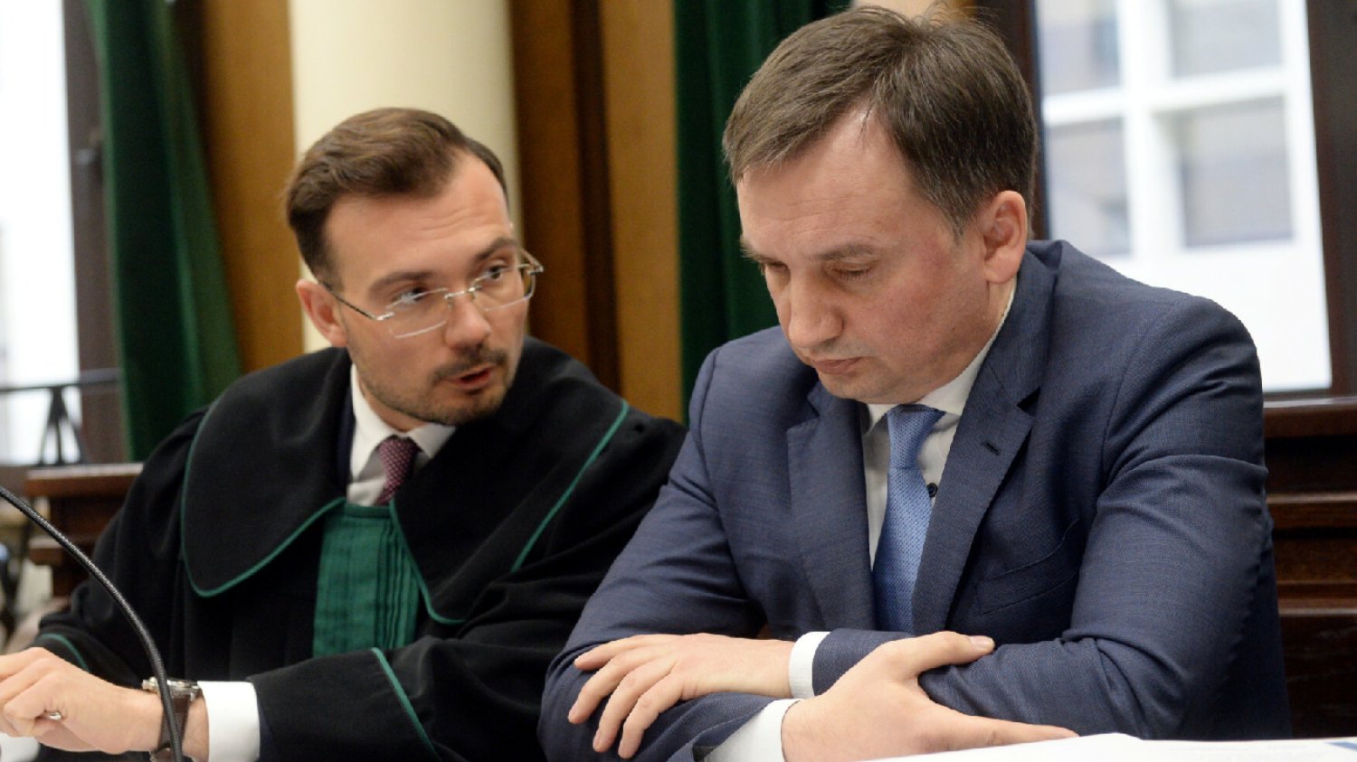 Zbigniew Ziobro nie chciał pokazać tych umów. "Były strzeżoną tajemnicą".