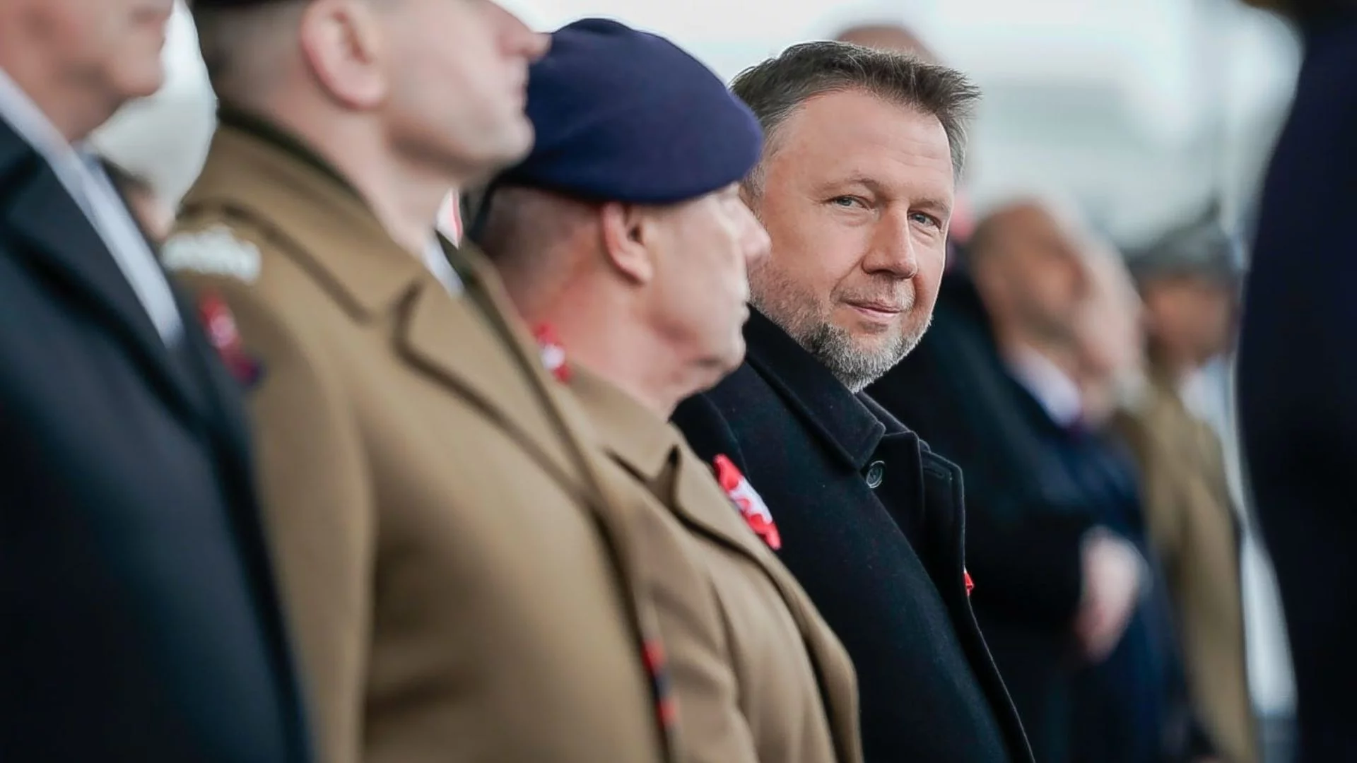 Gwizdy na placu Piłsudskiego 11 listopada. Reakcja ministrów to prawdziwe złoto