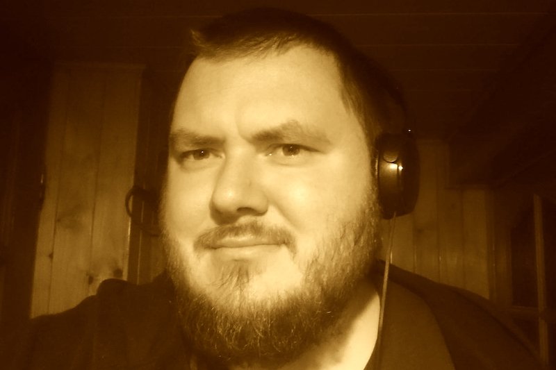 Kamil Pietrzyk, nauczyciel i poeta, zmarł w wieku 31 lat. W szpitalu wykryto u niego koronawirusa.