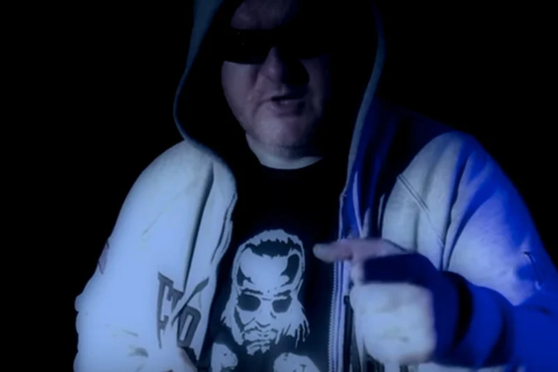 Marek Posobkiewicz, Główny Inspektor Sanitarny jako raper Gisu.